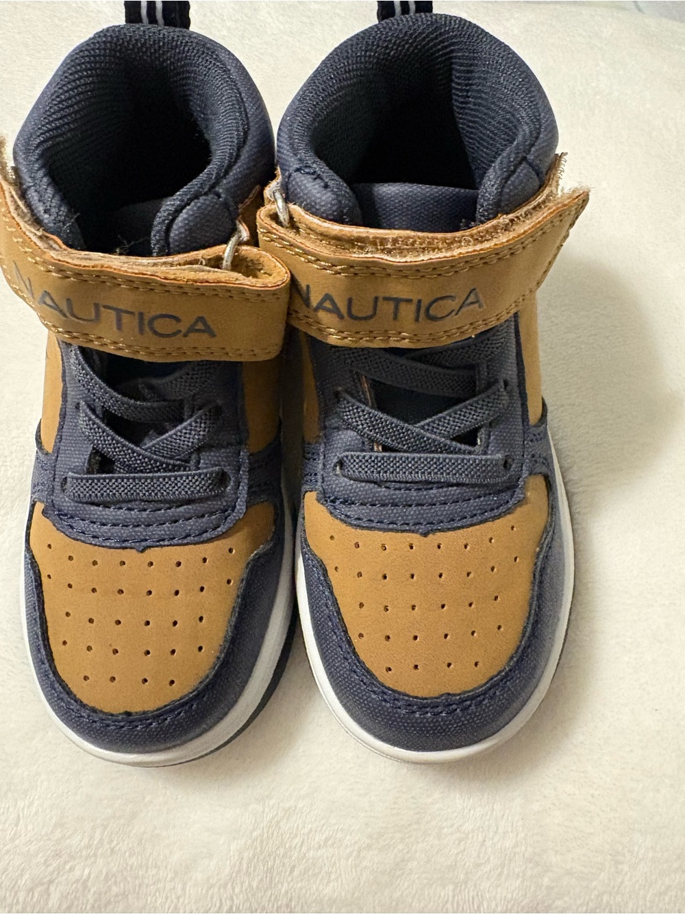 Nautica Kids Navy and Tan High-Top Sneakers with Hook-and-Loop Strap
